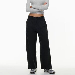 NWT Aritzia 90s Chino Pant